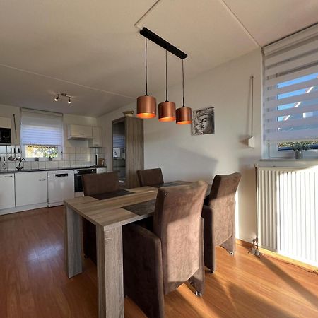 Aan De Kis Villa Stevensweert Eksteriør billede